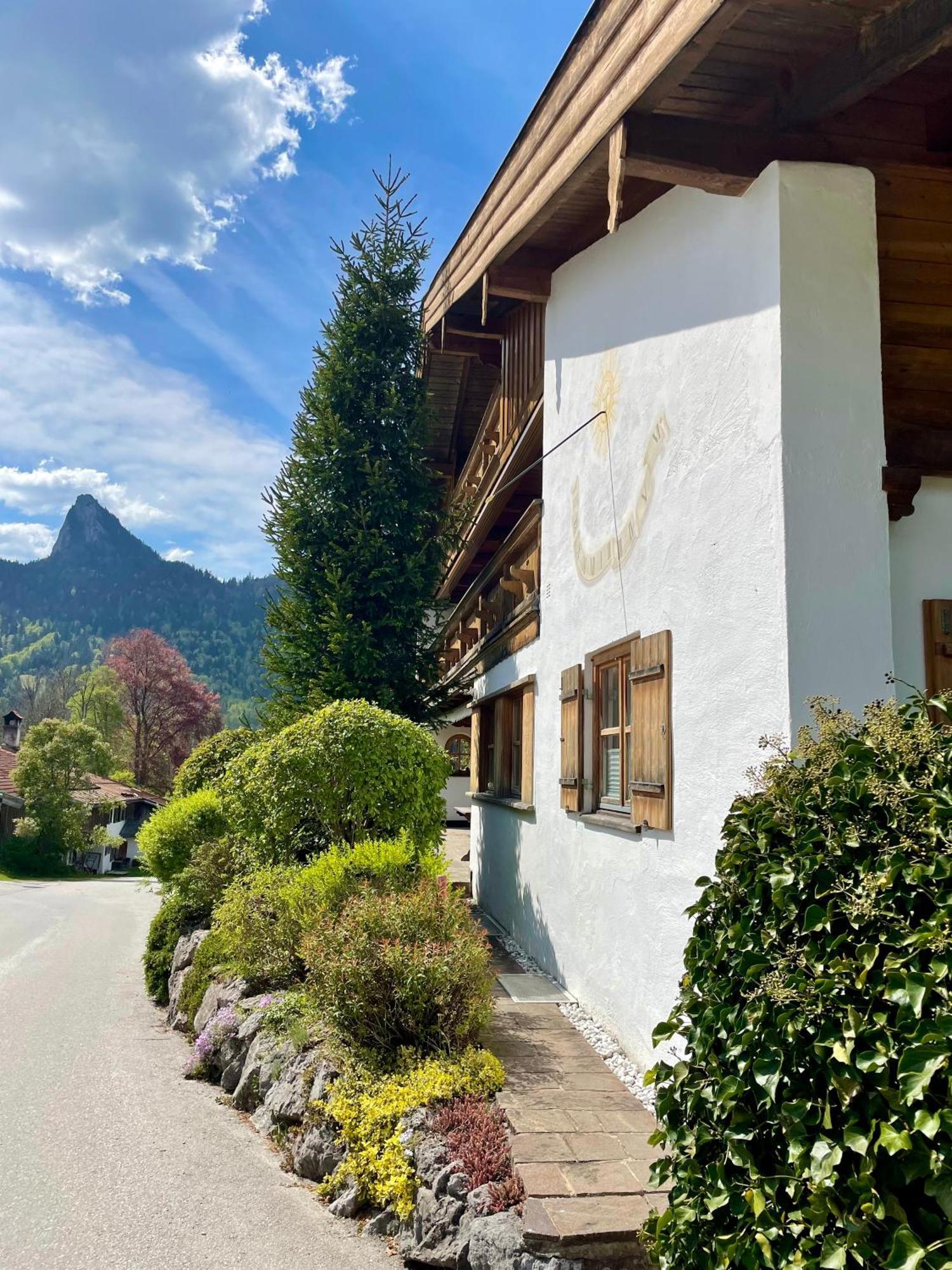 Haus Lesch - Stilvolle Appartements Mit Tollem Bergblick In Kreuth Am Tegernsee エクステリア 写真